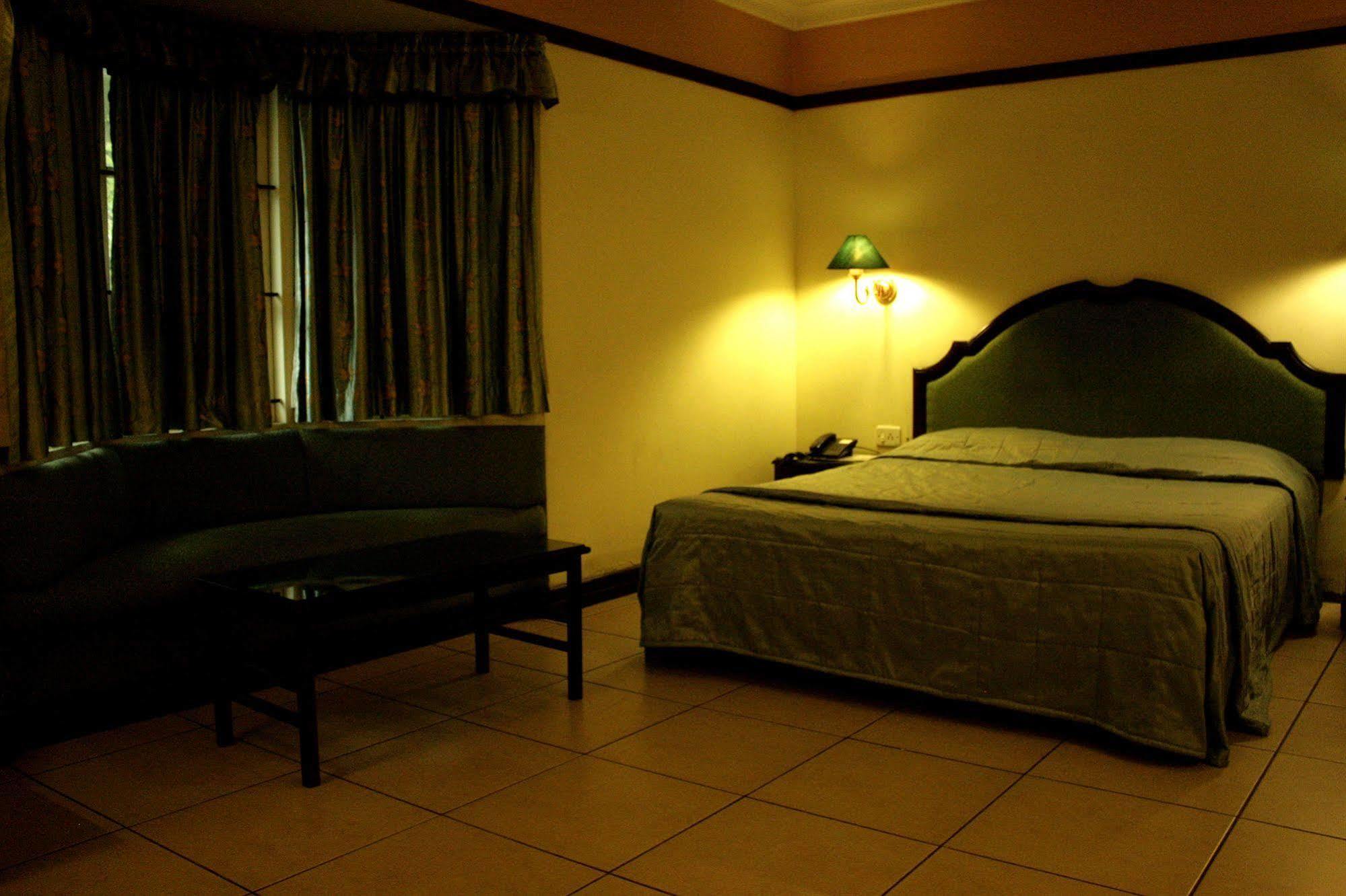 Eastend Resort Munnar